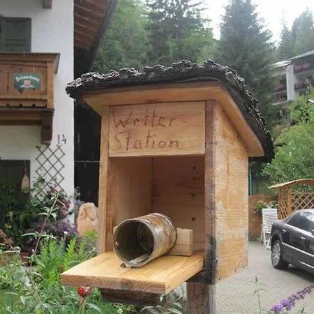 Haus Waldfrieden *